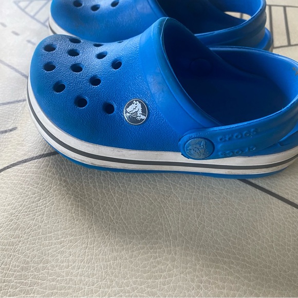 Crocs - Picture 4 of 7